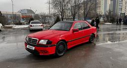 Mercedes-Benz C 200 1995 года за 990 000 тг. в Алматы – фото 2