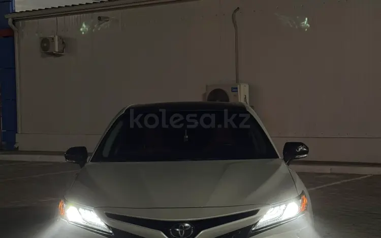 Toyota Camry 2018 года за 13 000 000 тг. в Караганда