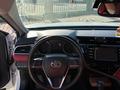 Toyota Camry 2018 года за 13 000 000 тг. в Караганда – фото 14
