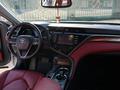 Toyota Camry 2018 года за 13 000 000 тг. в Караганда – фото 15