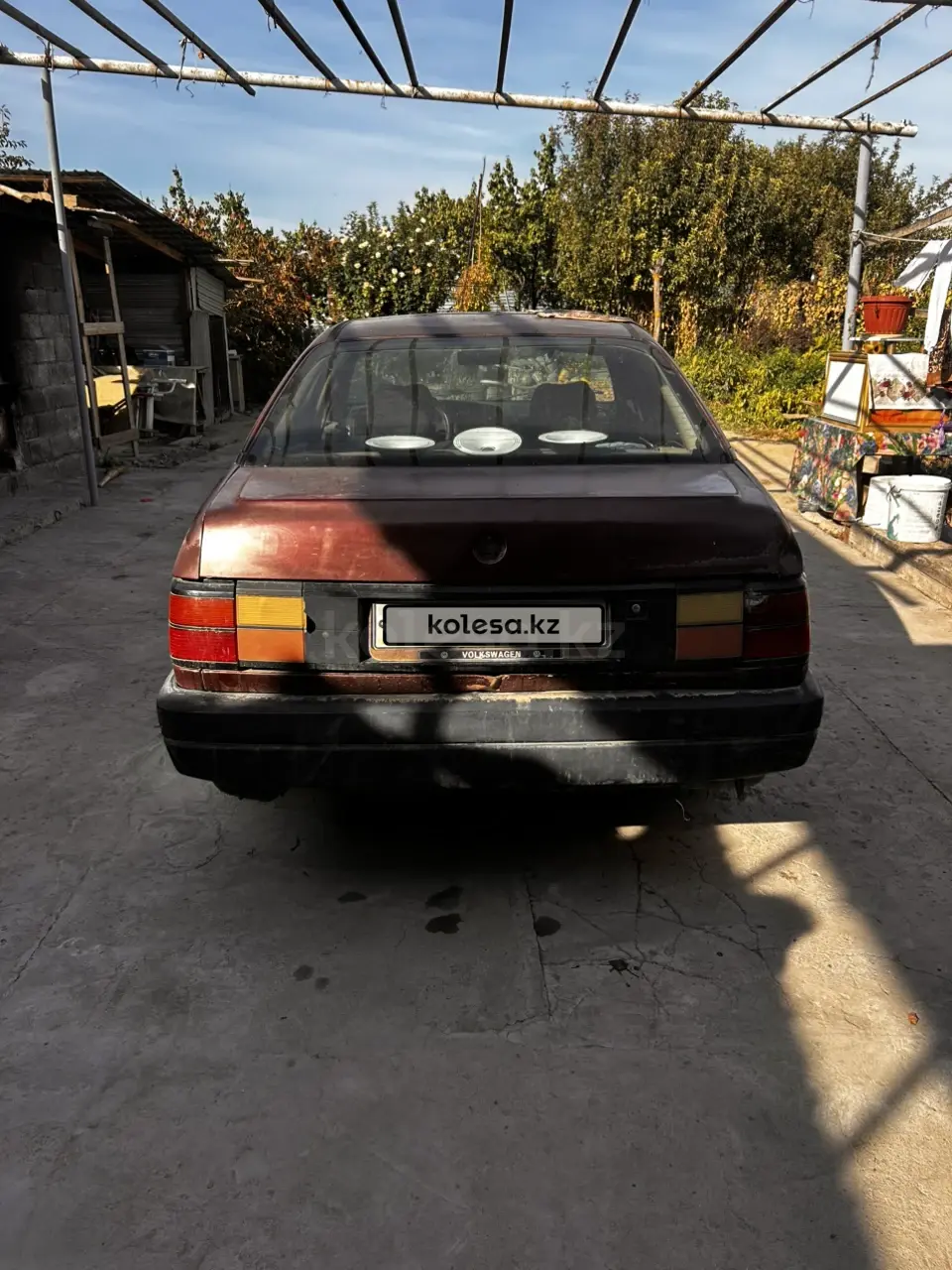 Volkswagen Passat, 1990