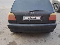 Volkswagen Golf 1993 года за 900 000 тг. в Алматы