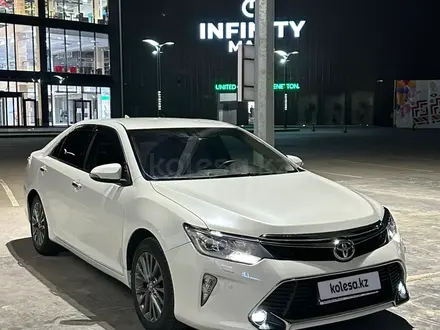 Toyota Camry 2017 года за 12 500 000 тг. в Атырау – фото 4