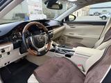 Lexus ES 300h 2014 годаүшін8 500 000 тг. в Актау – фото 3