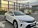 Toyota Camry 2015 года за 10 500 000 тг. в Актау – фото 3