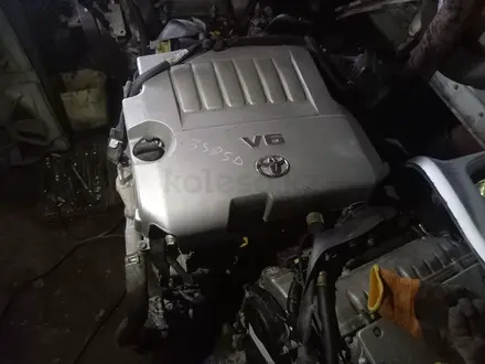Двигатель Toyota Camry 3.5-2GR за 10 000 тг. в Уральск