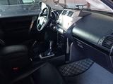 Toyota Land Cruiser Prado 2014 годаүшін14 700 000 тг. в Актобе – фото 5