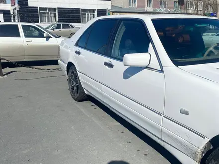 Mercedes-Benz S 320 1997 года за 4 250 000 тг. в Семей – фото 5