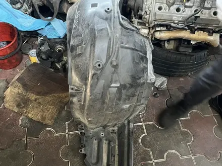 Подкрылок субару аутбэк за 1 000 тг. в Алматы