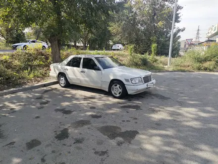 Mercedes-Benz E 250 1994 года за 1 400 000 тг. в Алматы – фото 12