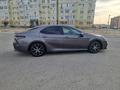 Toyota Camry 2021 года за 10 499 000 тг. в Актау – фото 36