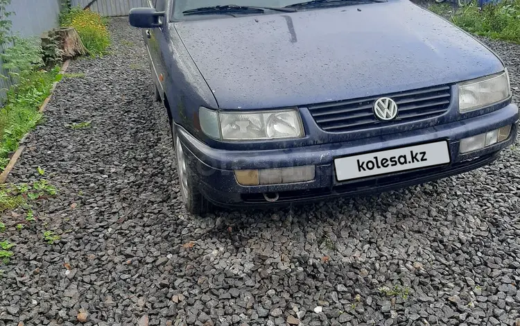 Volkswagen Passat 1994 годаfor950 000 тг. в Кокшетау