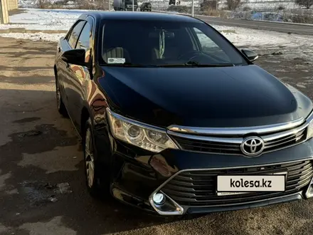 Toyota Camry 2014 года за 10 700 000 тг. в Алматы – фото 2