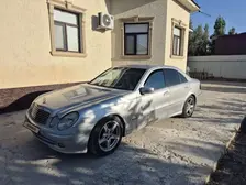 Mercedes-Benz E-Class, 2004