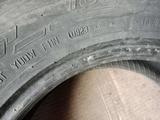 Шины в хорошем состоянии без шишек без камерка без порезов комплект за 45 000 тг. в Усть-Каменогорск