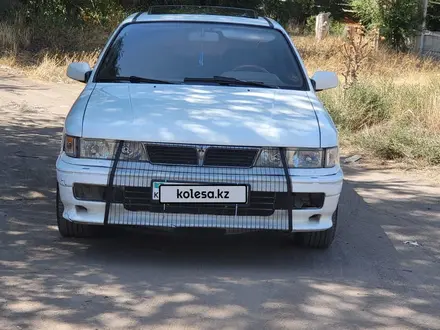 Mitsubishi Galant 1992 года за 1 400 000 тг. в Шу – фото 2