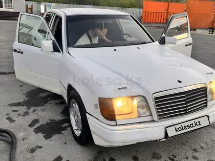 Mercedes-Benz E 230 1992 года за 700 000 тг. в Талдыкорган – фото 3