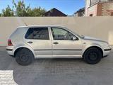 Volkswagen Golf 1998 годаfor2 000 000 тг. в Жанаозен – фото 3
