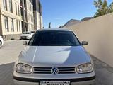 Volkswagen Golf 1998 годаfor2 000 000 тг. в Жанаозен