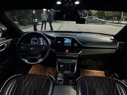 Hyundai Grandeur 2018 года за 12 800 000 тг. в Алматы – фото 7