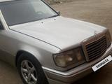 Mercedes-Benz E 280 1993 года за 1 500 000 тг. в Жезказган – фото 2