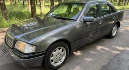 Mercedes-Benz C 180 1994 годаүшін2 800 000 тг. в Алматы