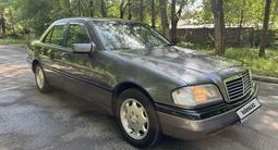 Mercedes-Benz C 180 1994 годаүшін2 800 000 тг. в Алматы – фото 2