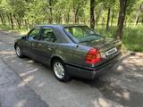 Mercedes-Benz C 180 1994 годаүшін2 800 000 тг. в Алматы – фото 5
