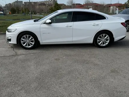 Chevrolet Malibu 2021 года за 11 000 000 тг. в Караганда – фото 4