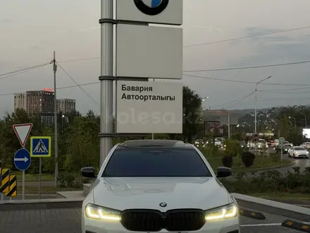BMW 530 2021 года за 24 500 000 тг. в Алматы – фото 2
