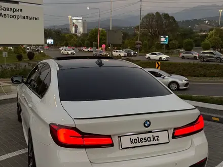 BMW 530 2021 года за 24 500 000 тг. в Алматы – фото 8