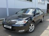 Toyota Camry 2004 года за 5 600 000 тг. в Актобе