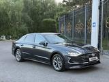 Hyundai Sonata 2020 годаүшін9 900 000 тг. в Астана – фото 3