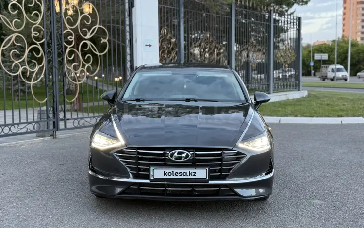 Hyundai Sonata 2020 годаүшін9 900 000 тг. в Астана