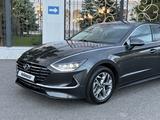 Hyundai Sonata 2020 годаүшін9 900 000 тг. в Астана – фото 4