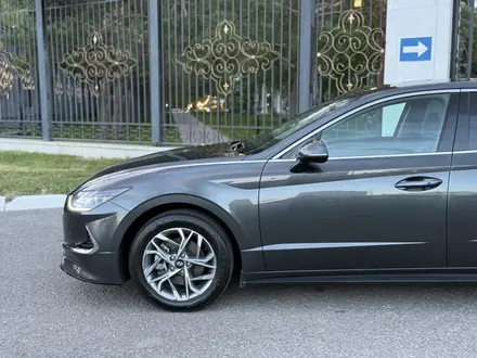Hyundai Sonata 2020 года за 9 900 000 тг. в Астана – фото 5