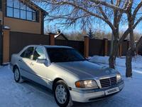 Mercedes-Benz C 220 1994 года за 1 550 000 тг. в Караганда