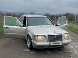 Mercedes-Benz E 230 1992 года за 1 550 000 тг. в Есик – фото 3