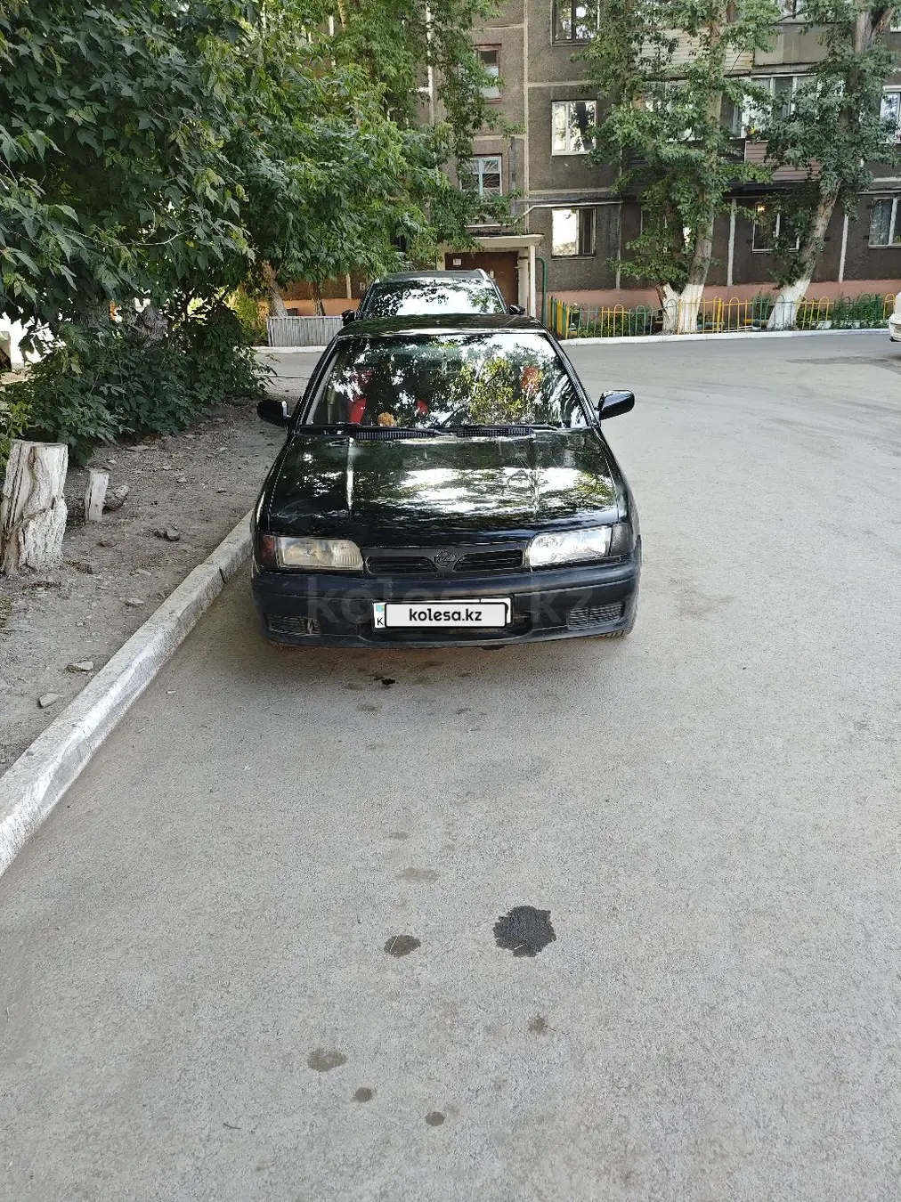 Nissan Primera, 1990