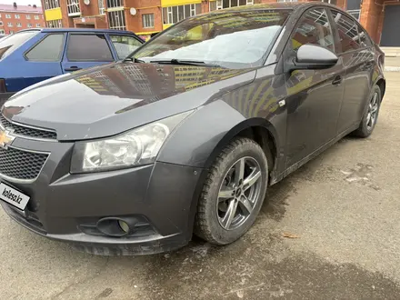 Chevrolet Cruze 2010 года за 2 800 000 тг. в Актобе – фото 5