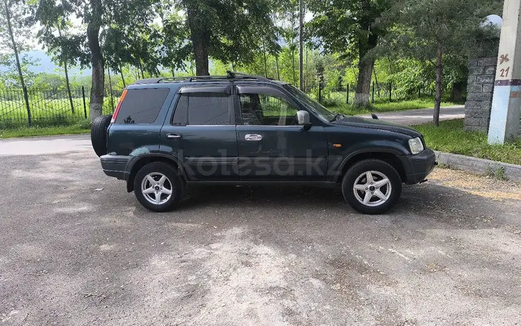 Honda CR-V 1997 годаүшін2 000 000 тг. в Алматы