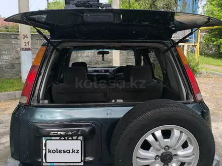 Honda CR-V 1997 года за 2 000 000 тг. в Алматы – фото 9