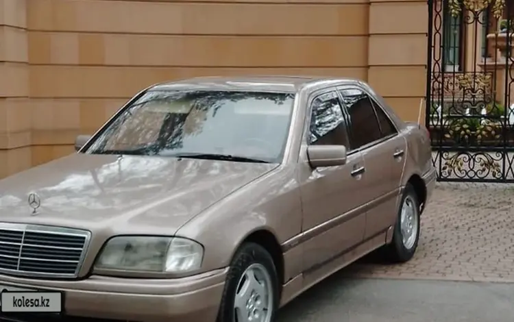 Mercedes-Benz C 180 1994 годаүшін2 100 000 тг. в Жезказган