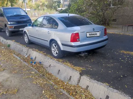 Volkswagen Passat 1998 года за 2 500 000 тг. в Талдыкорган – фото 3