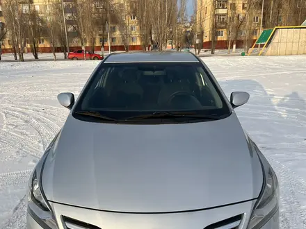 Hyundai Solaris 2014 года за 4 500 000 тг. в Рудный – фото 2