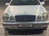Mercedes-Benz E 240 1998 года за 2 500 000 тг. в Астана