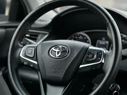 Toyota Camry 2015 года за 6 500 000 тг. в Уральск – фото 3
