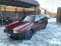 Volkswagen Passat 1991 годаfor1 400 000 тг. в Есик