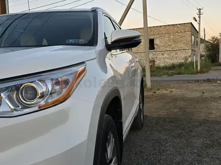 Toyota Highlander 2014 года за 12 000 000 тг. в Атырау – фото 2