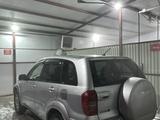 Toyota RAV4 2001 годаүшін4 490 000 тг. в Семей – фото 3